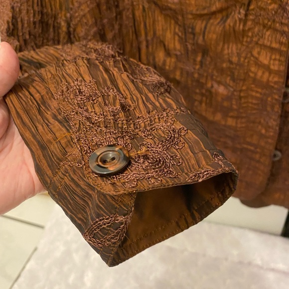 Coldwater Creek Ladies Brown Embroidered Button Down Crop Jacket - S - EUC - Picture 5 of 9